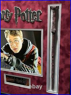 Daniel Radcliffe Signed Harry Potter 8x10 Photo Framed with Wand JSA COA Autograph