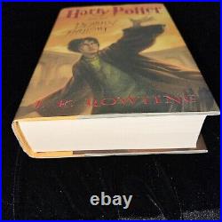 Daniel Radcliffe Signed Harry Potter Deathly Hallows Book Hard Cover 1st Edition