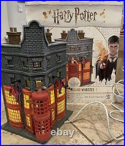 Dept 56 Harry Potter Weasleys' Wizard Wheezes NIB Diagon Alley Christmas Village