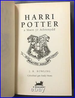 First Welsh Edition J. K. Rowling Harri Potter a Maen yr Athronydd 2003