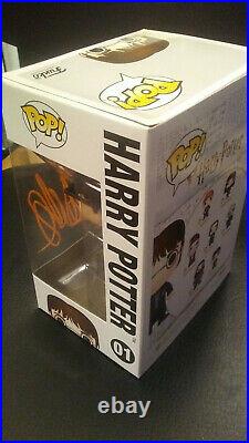 Funko Pop Harry Potter #01 Signed by Daniel Radcliffe + COA