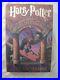 HARRY_POTTER_AND_THE_SORCERER_S_STONE_FIRST_AMERICAN_EDITION_October_1998_01_awjg