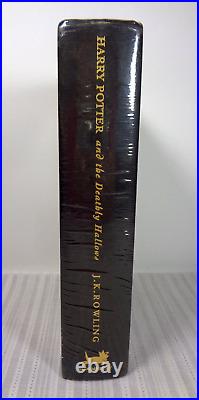 Harry Potter and the Deathly Hallows UK Deluxe First Edition SEALED NEW