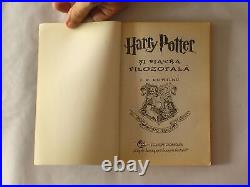 J. K. Rowling, 2001 Harry Potter and the Philosopher's Stone=First Edition in RO