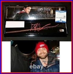 RARE Daniel Radcliffe Signed Autographed Harry Potter Deluxe Wand Beckett PSA