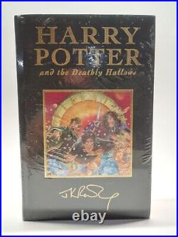 SEALED Harry Potter and the Deathly Hallows UK Deluxe 2007 Hardcover