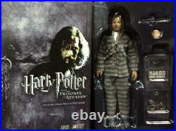 Star Ace Toys Sirius Black Prisoner Harry Potter 1/6 Action Figure Displayed